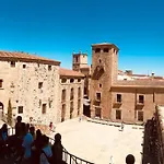Vakantiehuis El Escondite De La Muralla Caces