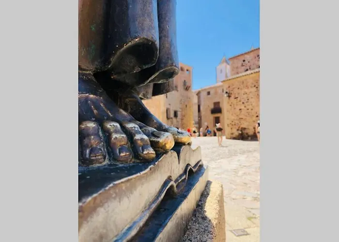 El Escondite De La Muralla