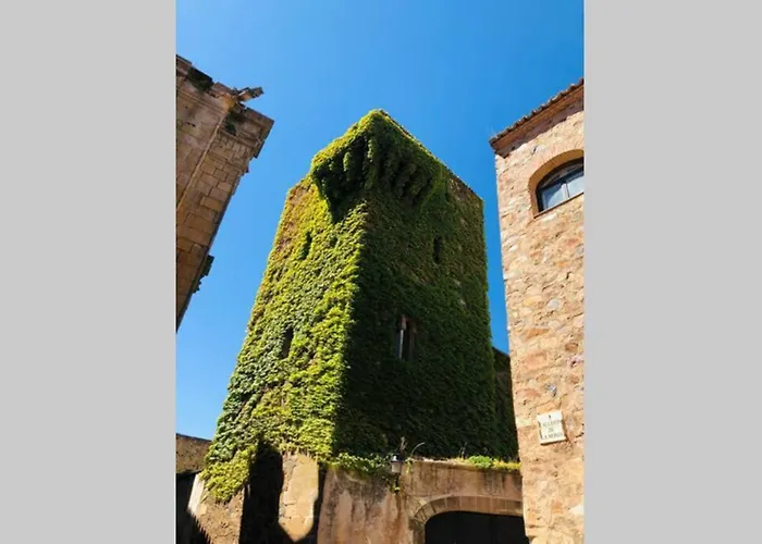 El Escondite De La Muralla Caces