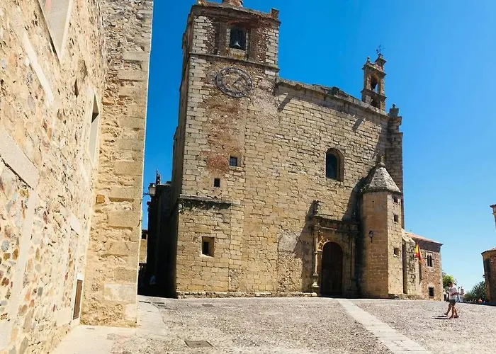 Сasa de vacaciones El Escondite De La Muralla Caces